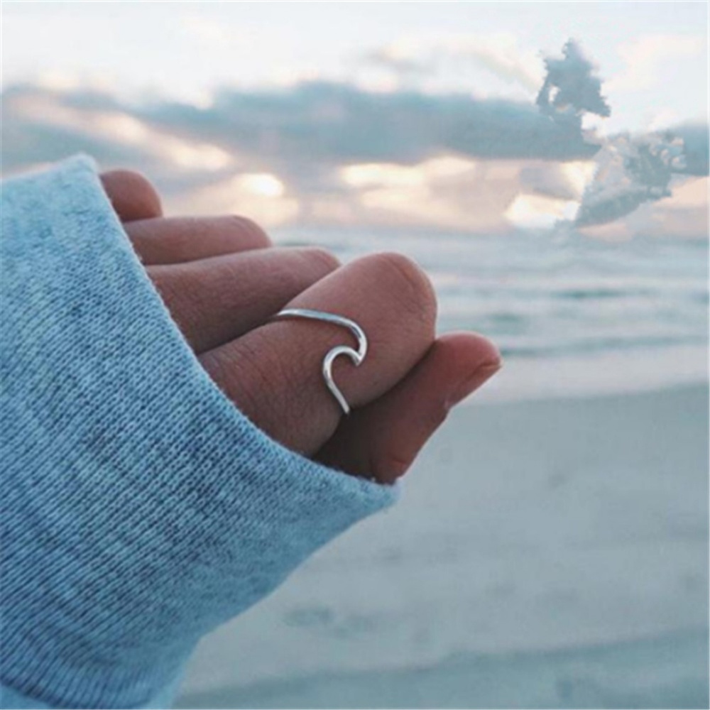 Wave Ring Ocean Rip Curl Silver Alloy Size 6 NWOT